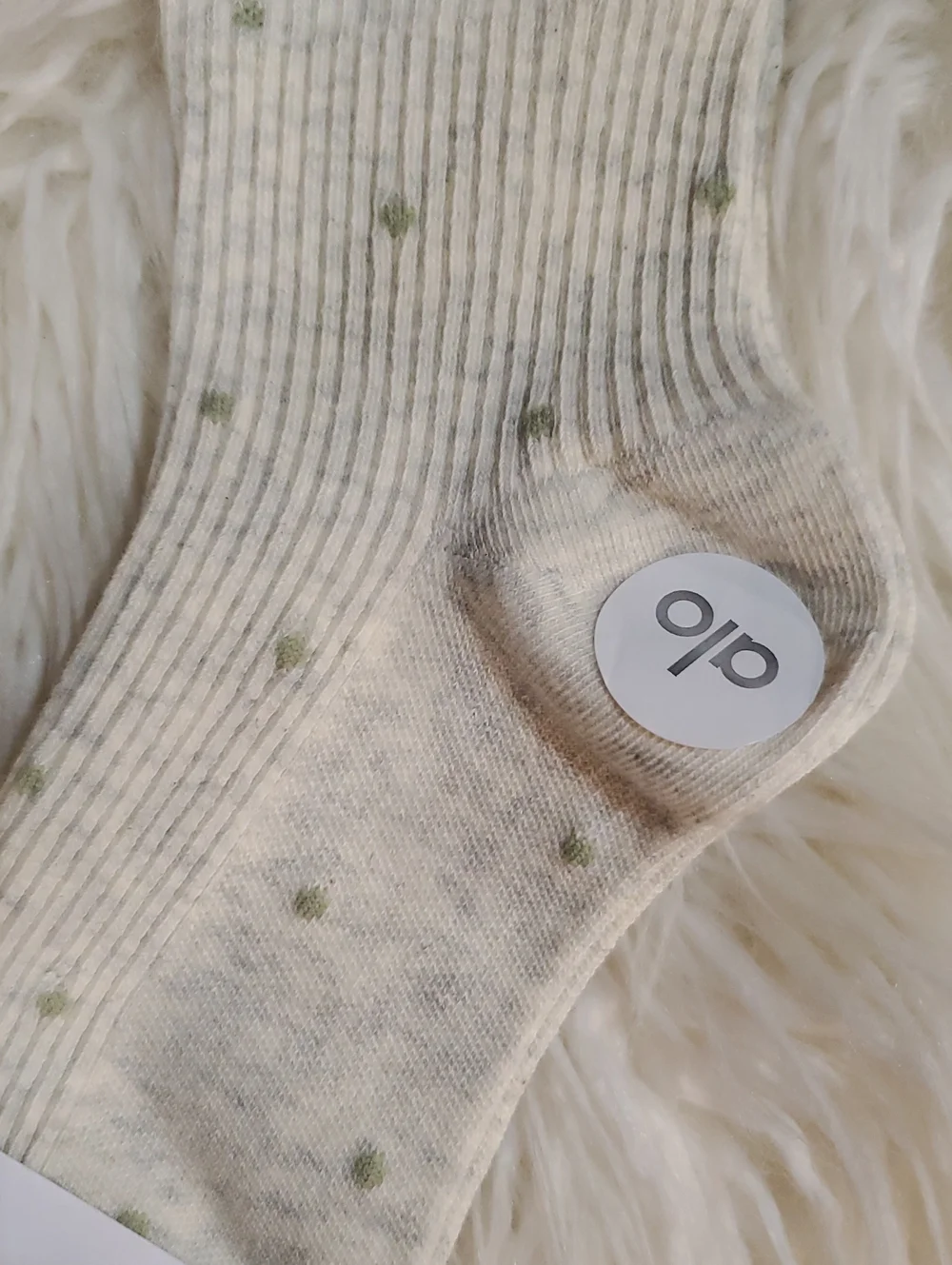 alo crew socks